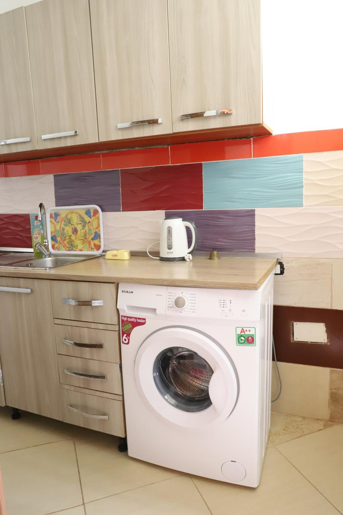 Elvi Aerd Apartment Берат Екстериор снимка