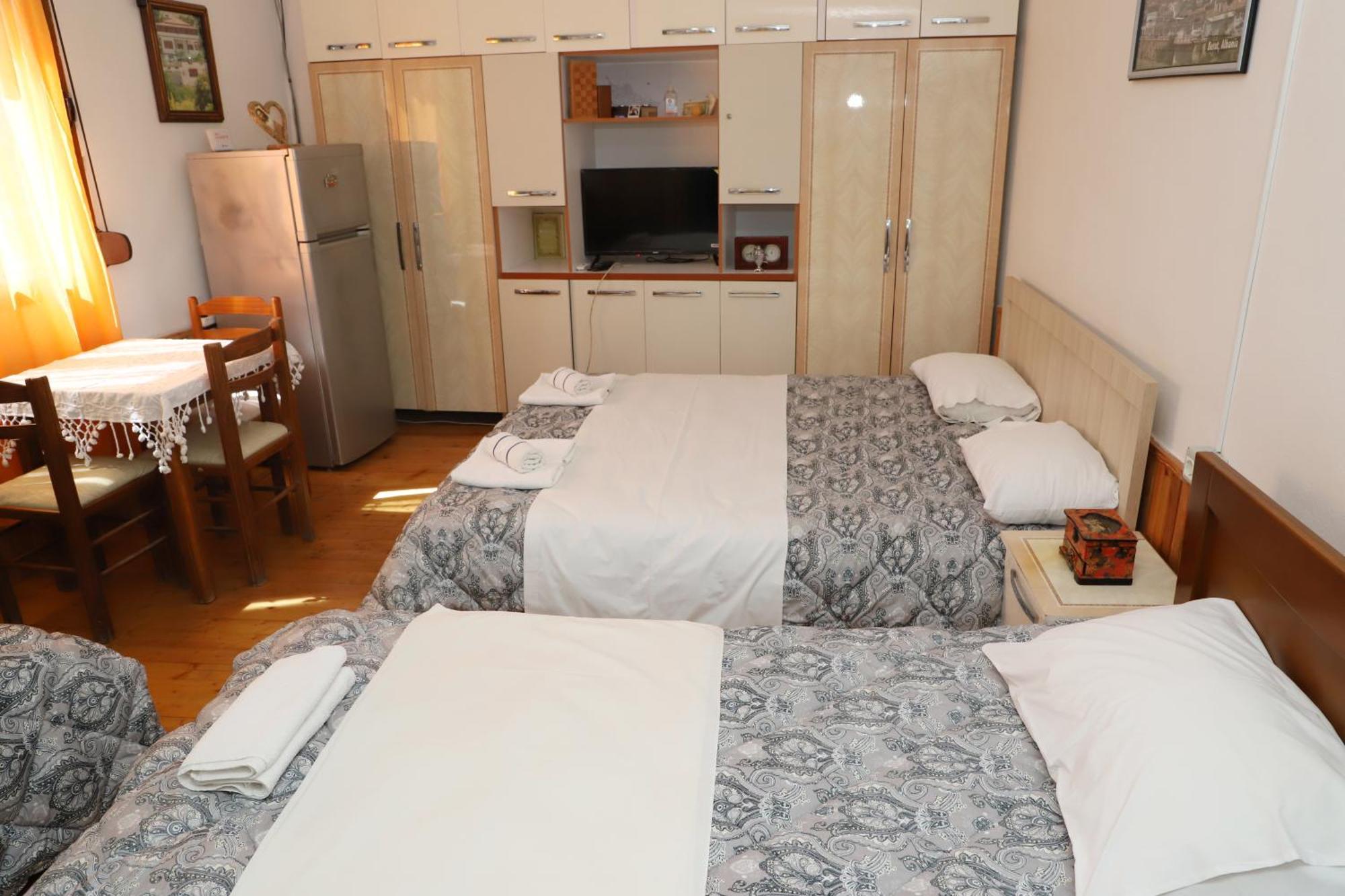Elvi Aerd Apartment Берат Екстериор снимка