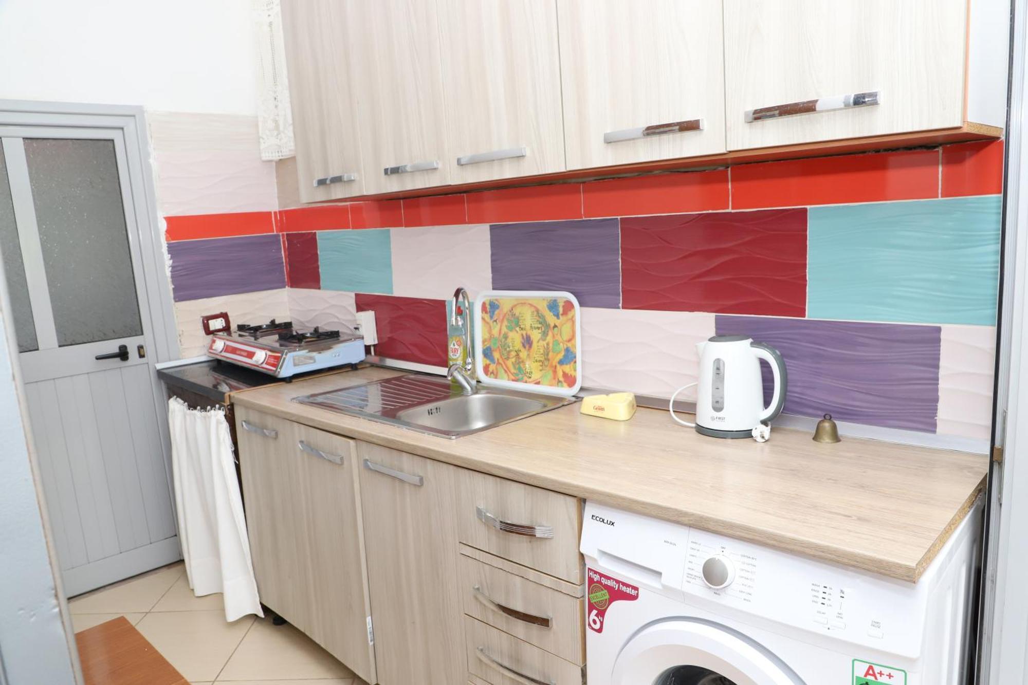 Elvi Aerd Apartment Берат Екстериор снимка
