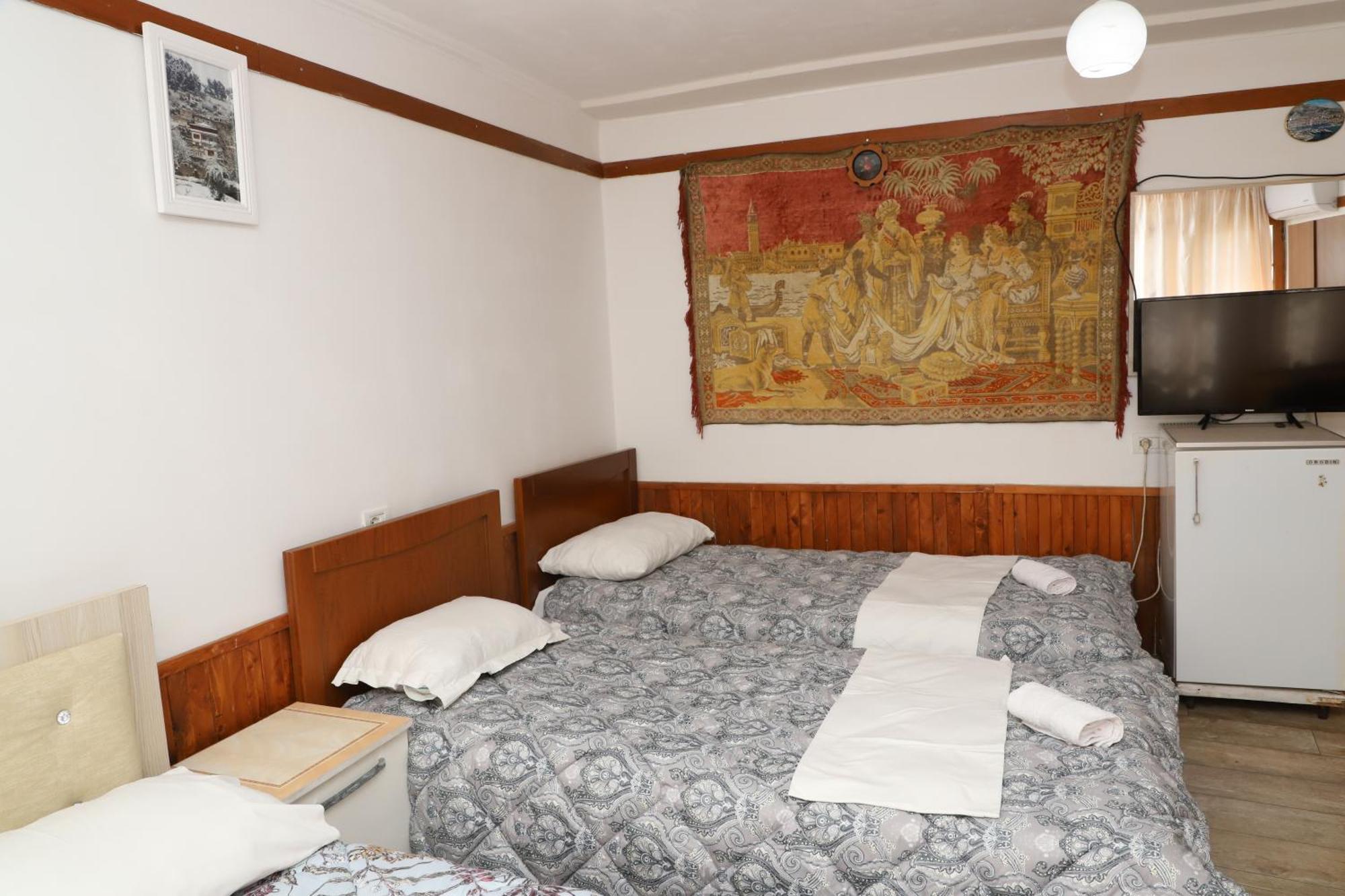 Elvi Aerd Apartment Берат Екстериор снимка